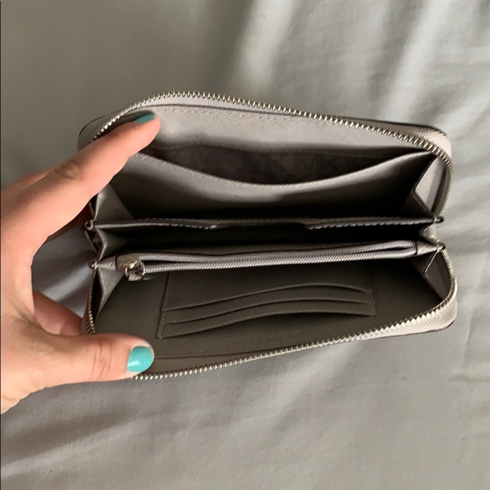 Wallet - Picture 3 of 3